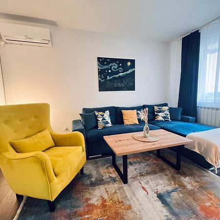 Mak Apartment - Free Parking - Balcony サラエヴォ エクステリア 写真