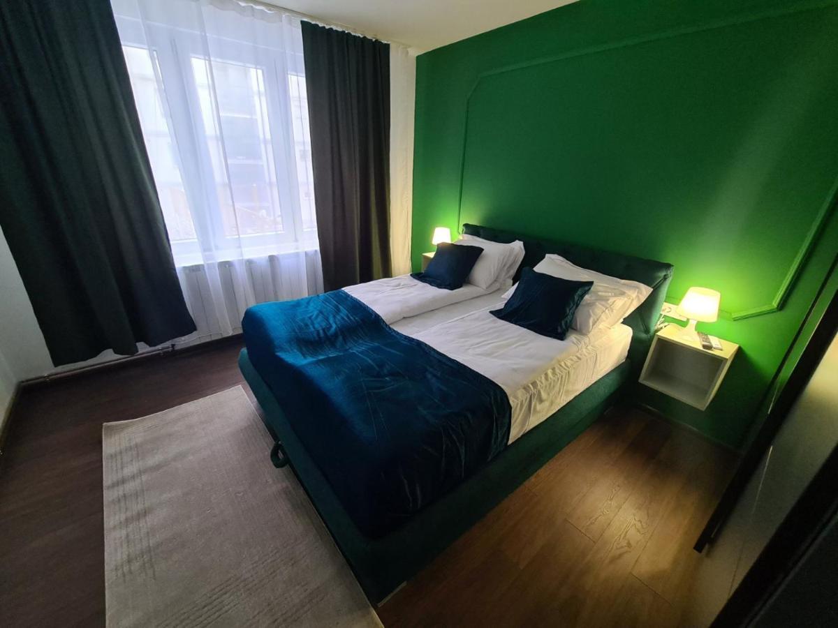Mak Apartment - Free Parking - Balcony サラエヴォ エクステリア 写真