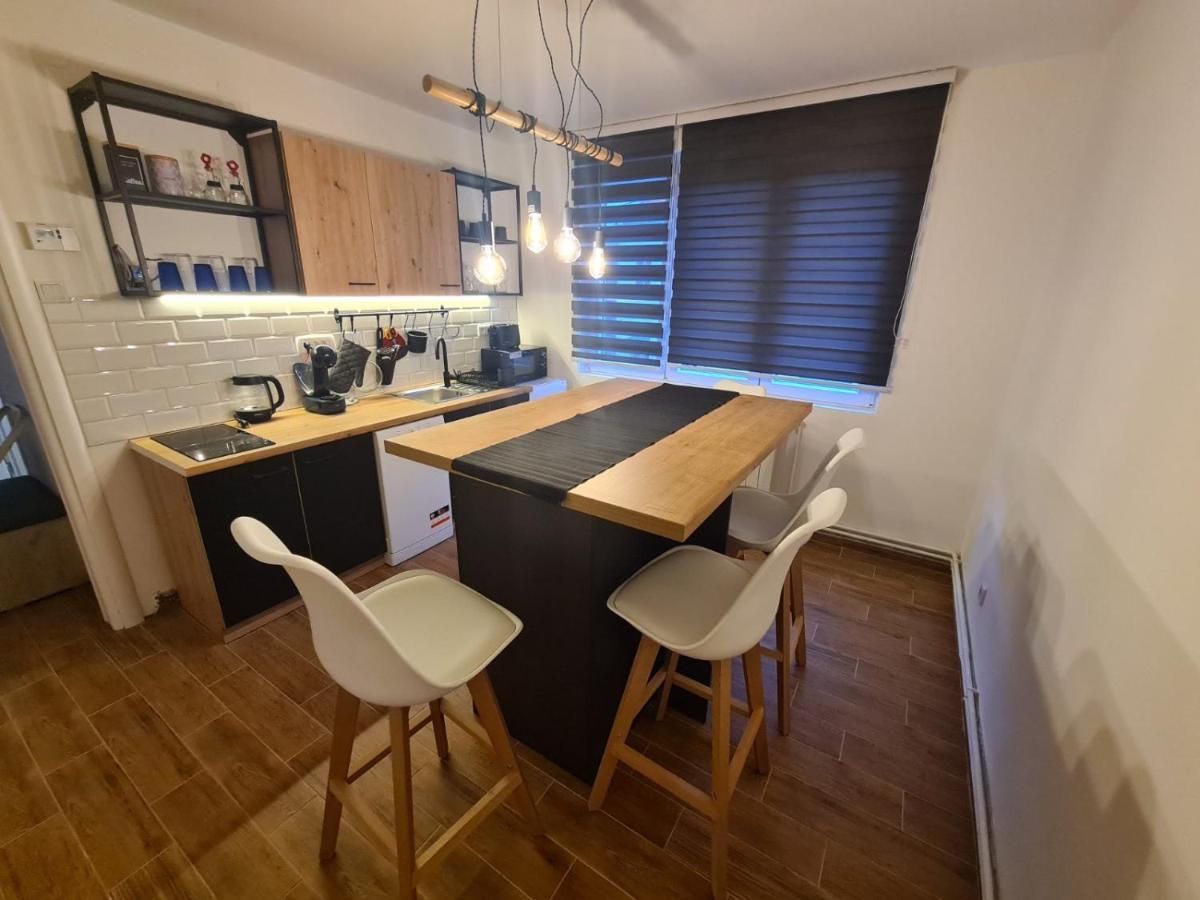 Mak Apartment - Free Parking - Balcony サラエヴォ エクステリア 写真
