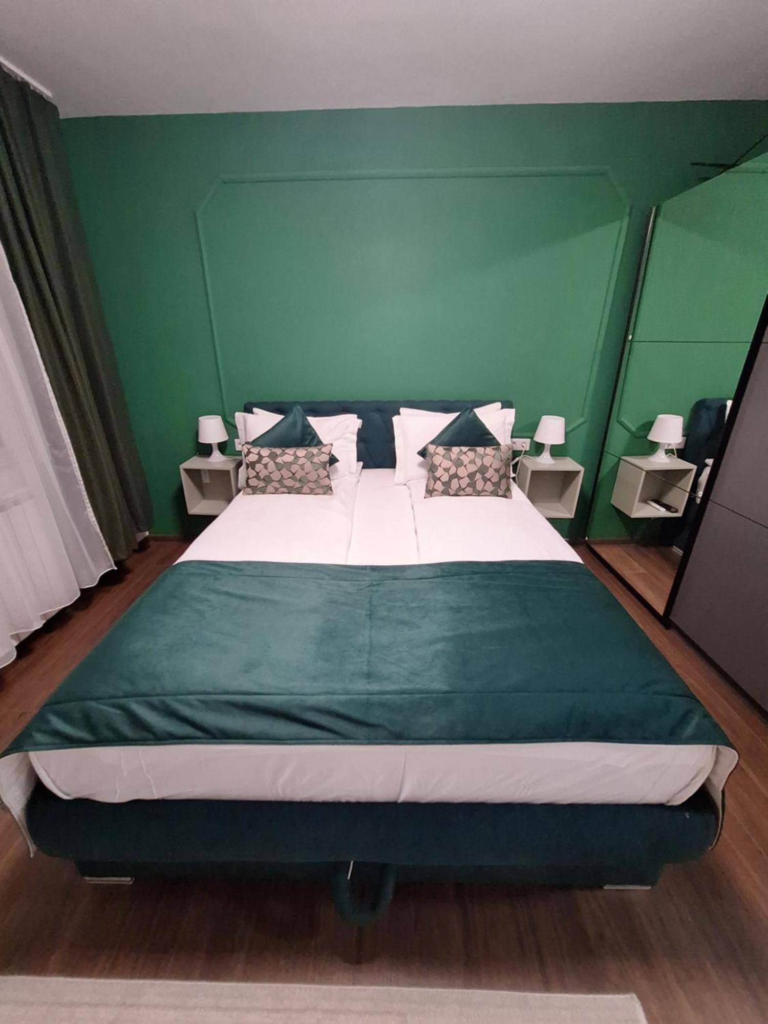 Mak Apartment - Free Parking - Balcony サラエヴォ エクステリア 写真