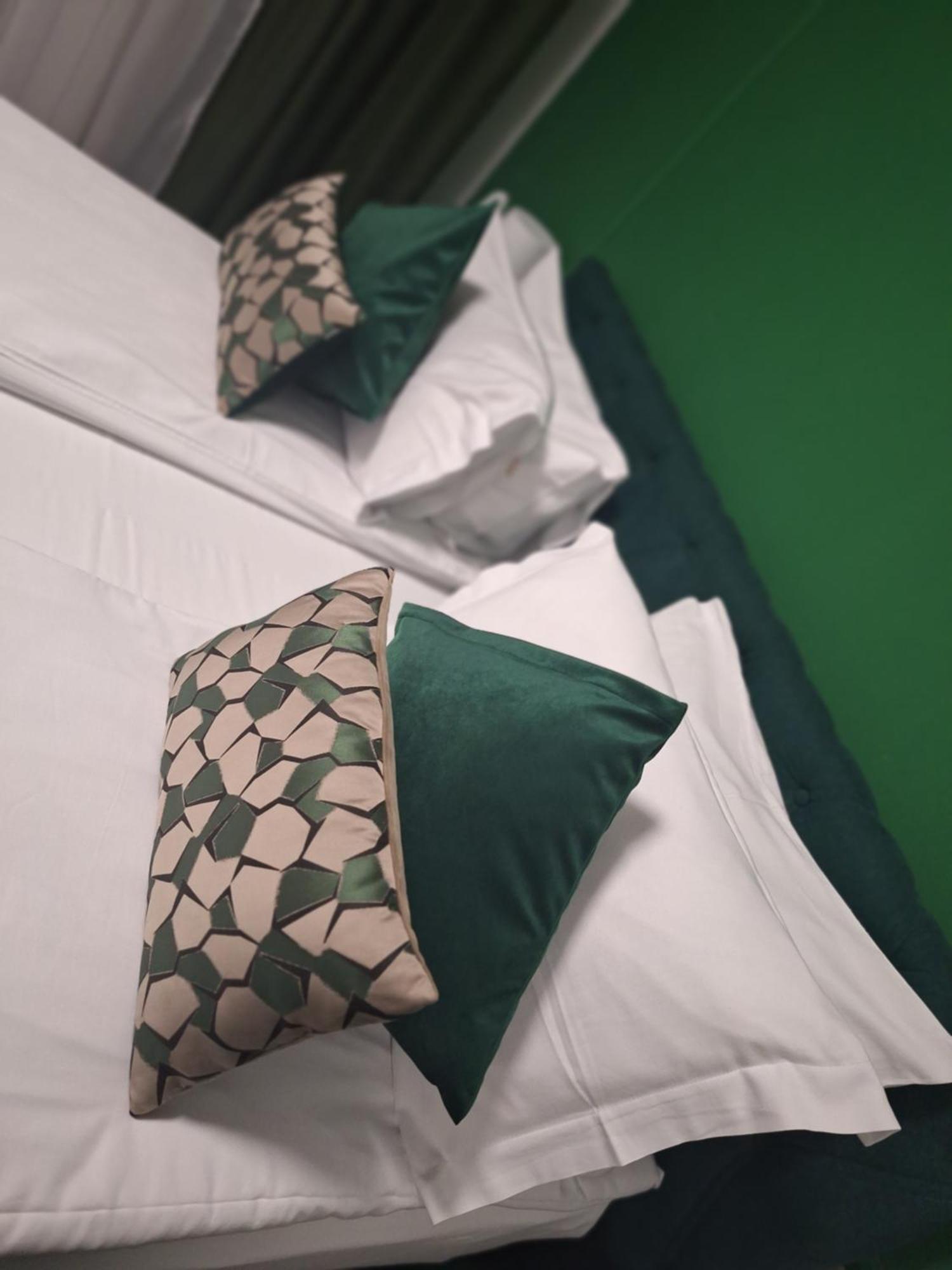 Mak Apartment - Free Parking - Balcony サラエヴォ エクステリア 写真