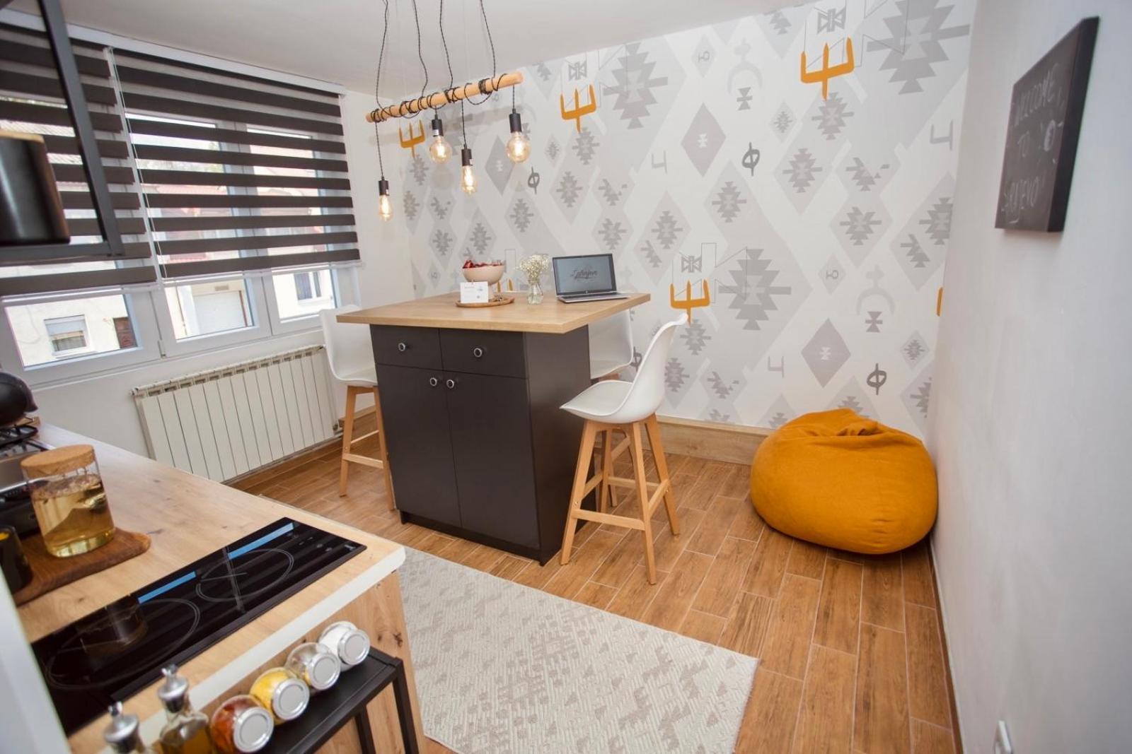 Mak Apartment - Free Parking - Balcony サラエヴォ エクステリア 写真